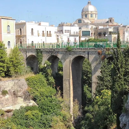 La Valle Delle Rose * Massafra
