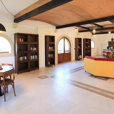 La Valle Delle Rose Lantgård Massafra