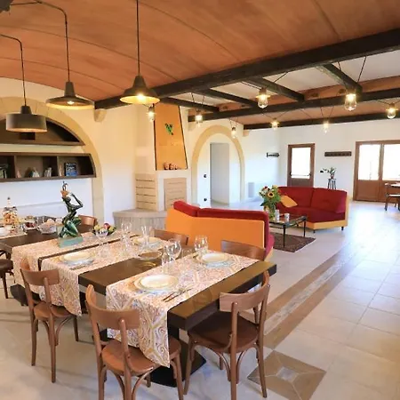 La Valle Delle Rose Lantgård Massafra